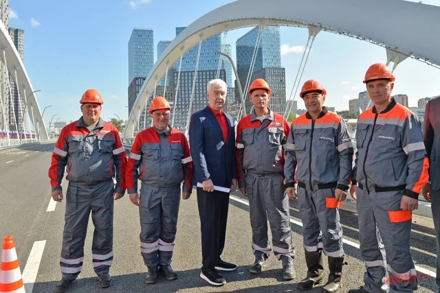 Мэр Собянин открыл новые мост имени Академика Королева на западе Москвы