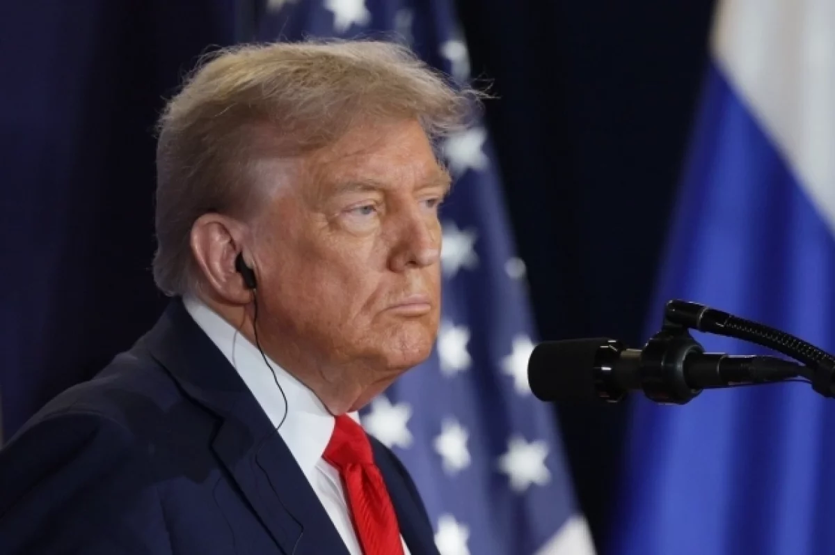 Трамп вновь заверил, что не является автором послания Эпштейну