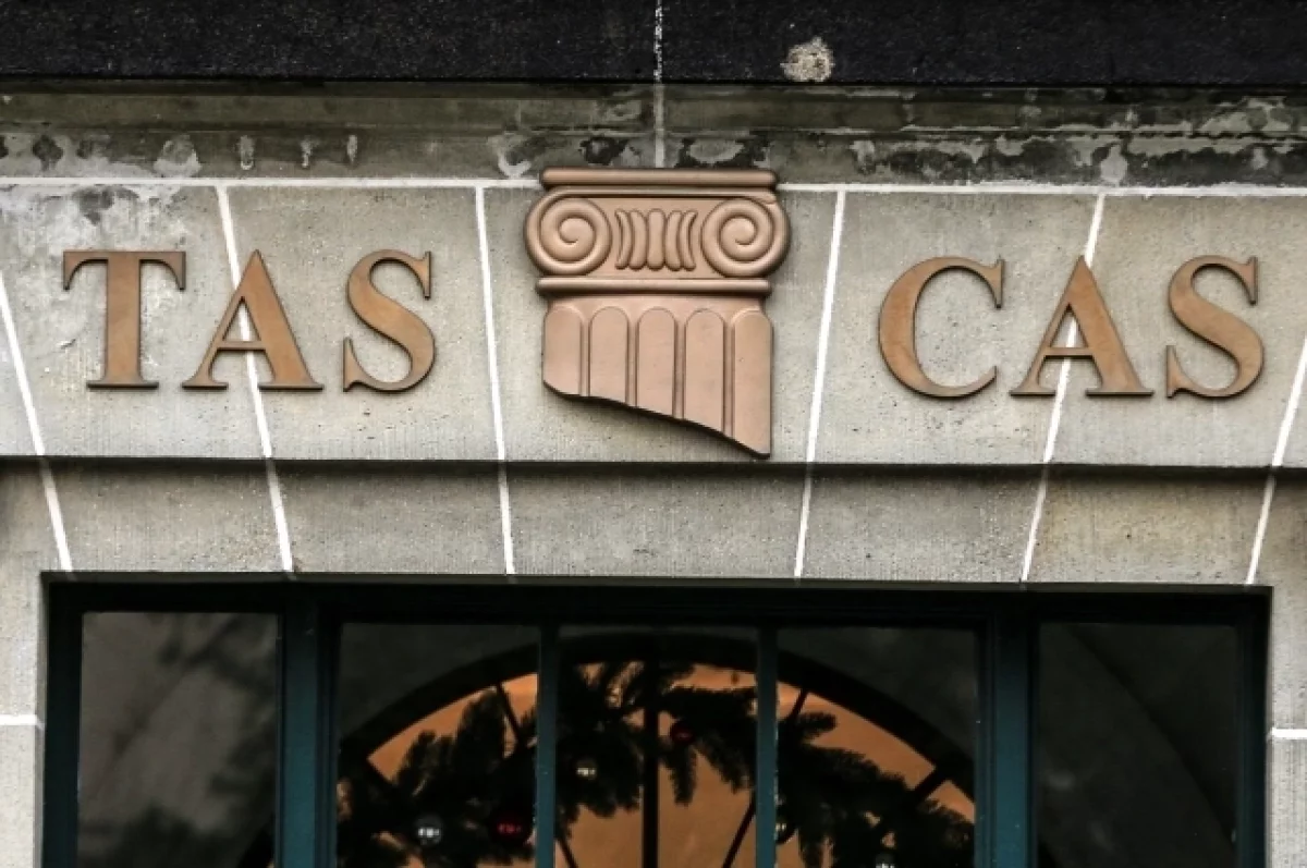 CAS дисквалифицировал легкоатлета из США из-за съеденного бычьего хвоста