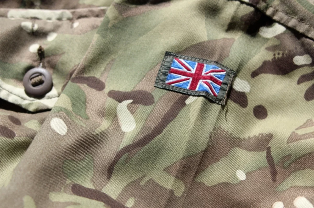 Британцы решаются отправиться воевать за Киев в основном из‑за проблем с деньгами или законом.
