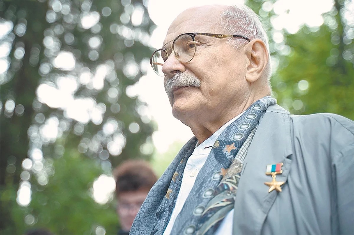 «Уметь сжигать мосты». Никита Михалков рассказал, с чего начинается кино
