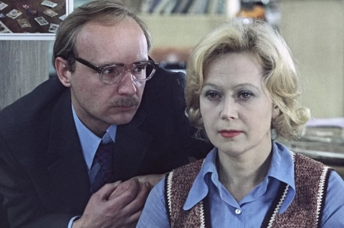 Светлана Немоляева назвала ужасным ремейк «Служебного романа» с Зеленским