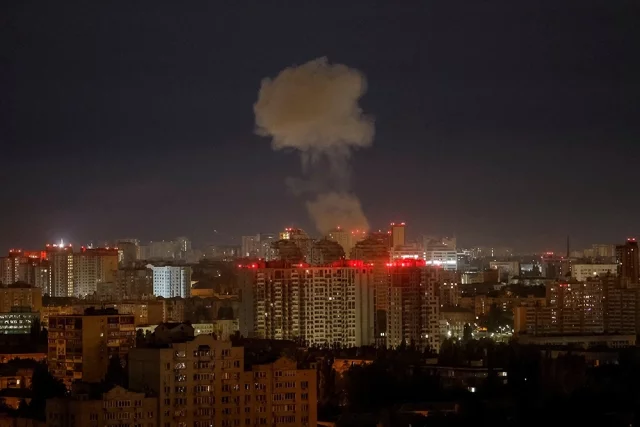 Очень плотный удар, так в украинском сегменте социальный сетей описывают атаку, которую российские вооружённые силы провели минувшей ночью.