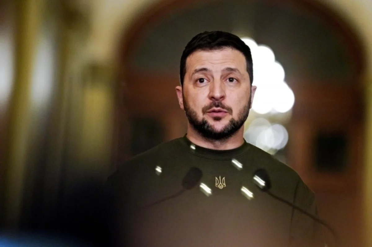 «Связать страхом». Зеленский раздувает истерию о «российских дронах» в ЕС