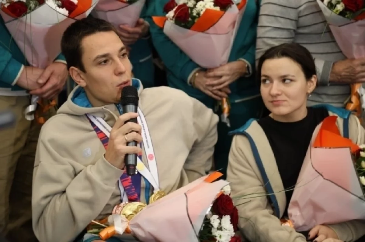 Роман Жданов