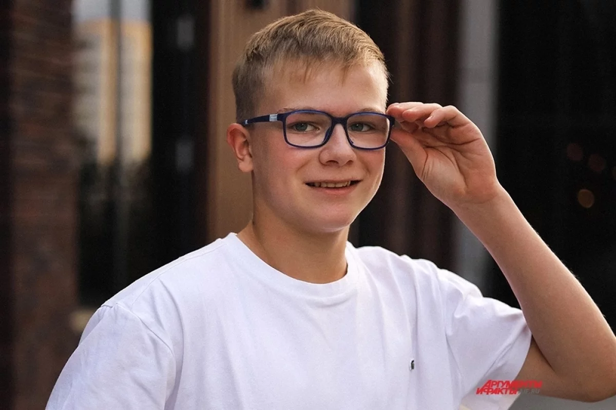 13 лет назад Дима победил рак и теперь мечтает о том, чтобы все дети тоже были здоровы.