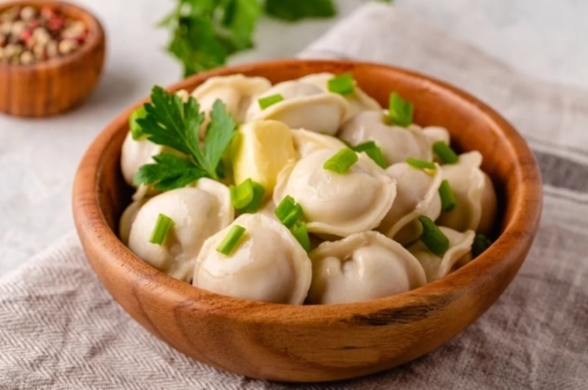 Мясо, мука и майонез. Есть ли польза в тарелке пельменей?