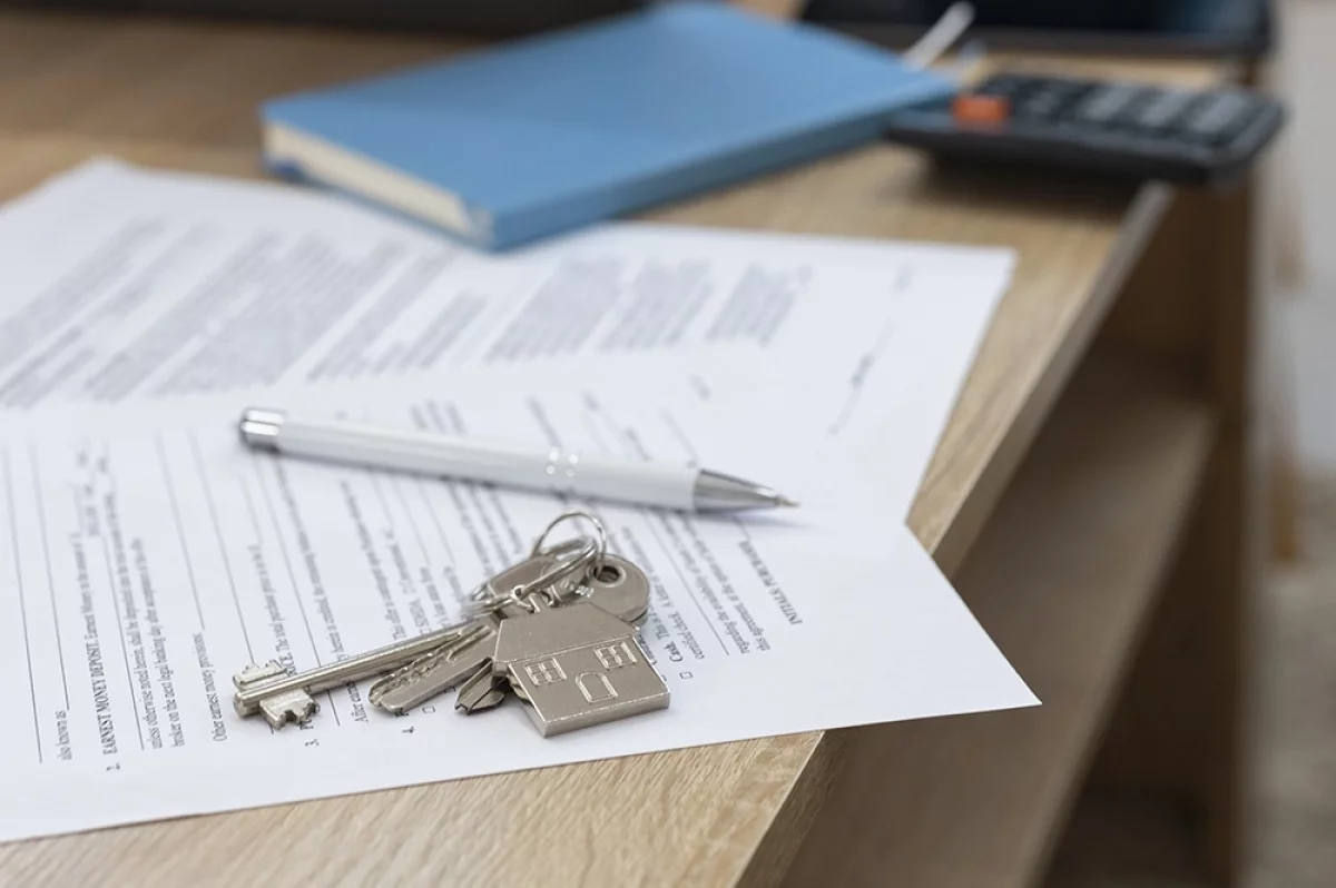 Эксперт раскритиковал выкуп нераспроданных квартир для социальной аренды