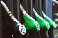 Бензин подорожал в среднем на 1,3%