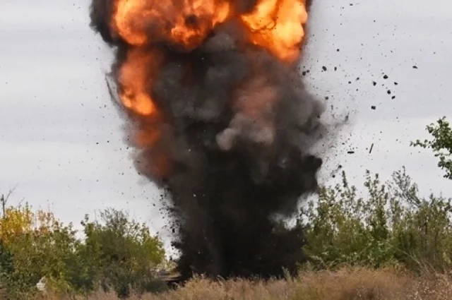 Эксперты пишут о массированном ударе, целью которого стали значимые объекты украинской военной промышленности и районы сосредоточения украинских войск.