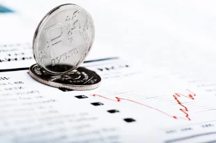 Против всех прогнозов. Почему рубль не падает и доколе так продолжится