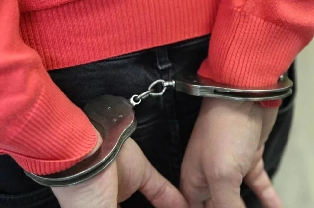 В двух случаях из трёх мошенниками были женщины.