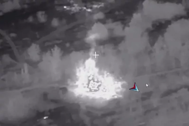 «Искандер» ударил по месту подготовки к запуску беспилотников дальнего действия и грузовым автомобилям ВСУ.