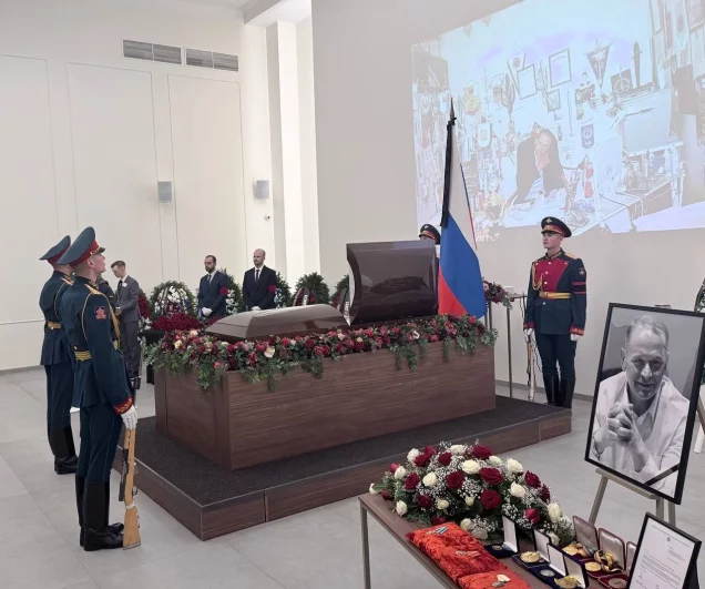 Александр Дитятин — Заслуженный мастер спорта СССР и Заслуженный работник физической культуры РФ.