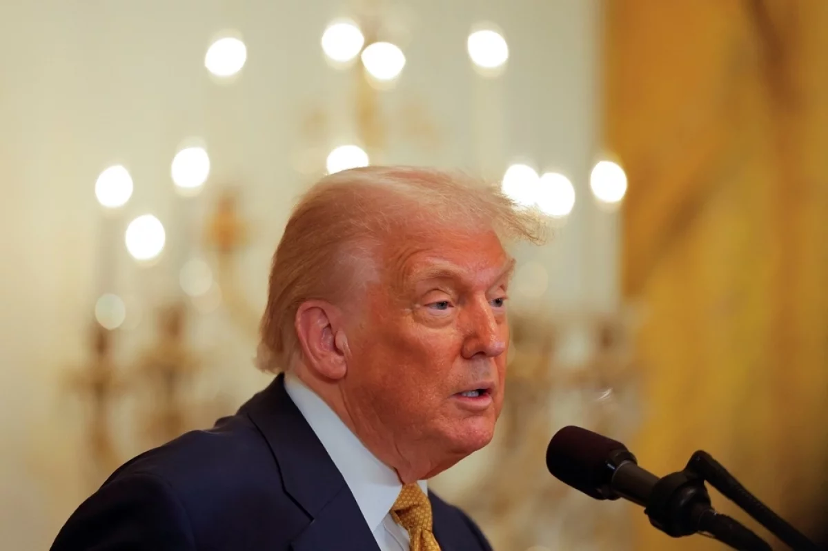 Trump Signals Caution on Ukraine Arms, Considers Tomahawk Missile Request