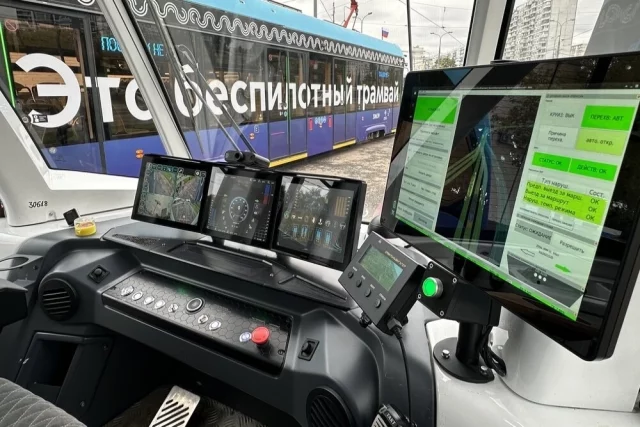 Запуск первого в России беспилотного трамвая, который будет перевозить пассажиров на северо-западе Москвы по маршруту №10 «Метро «Щукинская» – Улица Кулакова». 