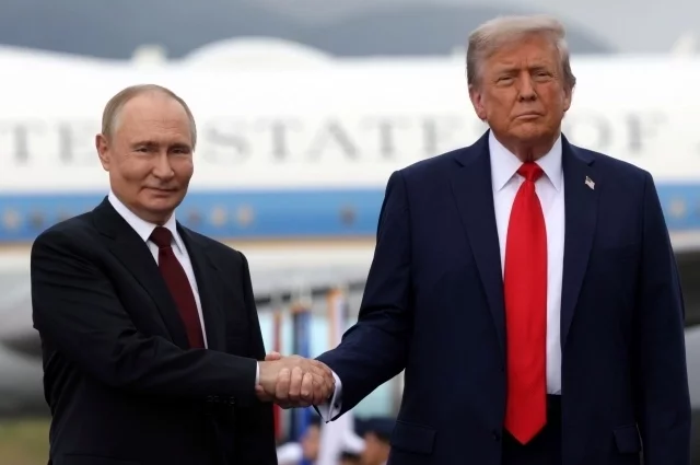 Венгрия окружена странами НАТО, безопасных воздушных коридоров для российских самолетов нет.