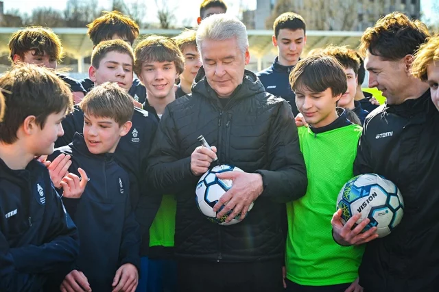 Сергей Собянин на открытии стадиона «Локомотив» в Люблино после комплексной модернизации.