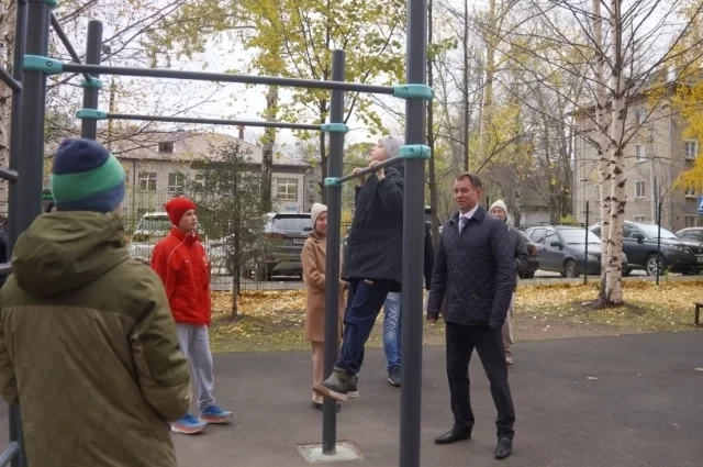 Новый спортивный комплекс обустроили на ул. Семченко