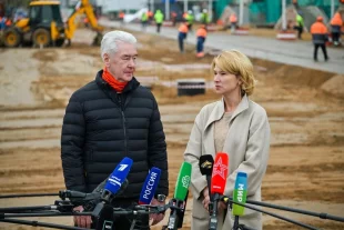 Реконструкция Центрального Московского ипподрома идет полным ходом.