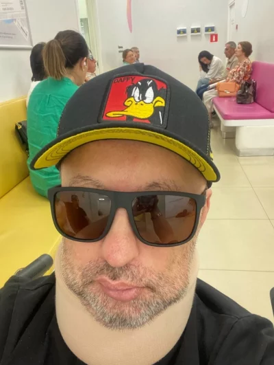 Козмопулос часто подшучивал над собой и не впадал в уныние.