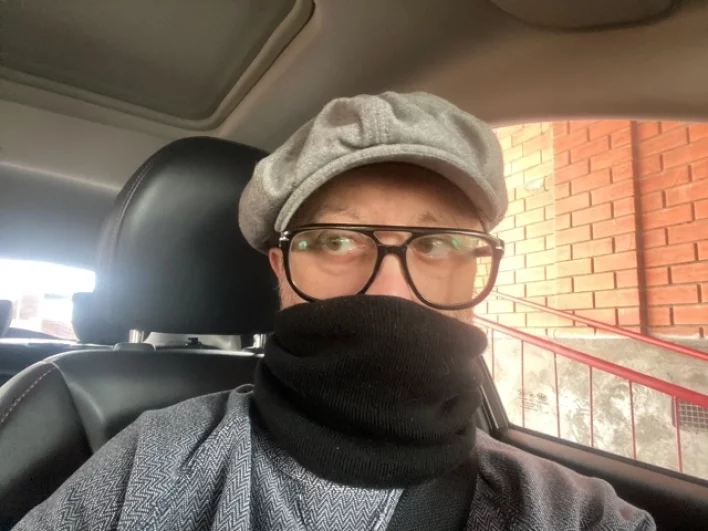 Павел прошёл курс лучевой терапии.