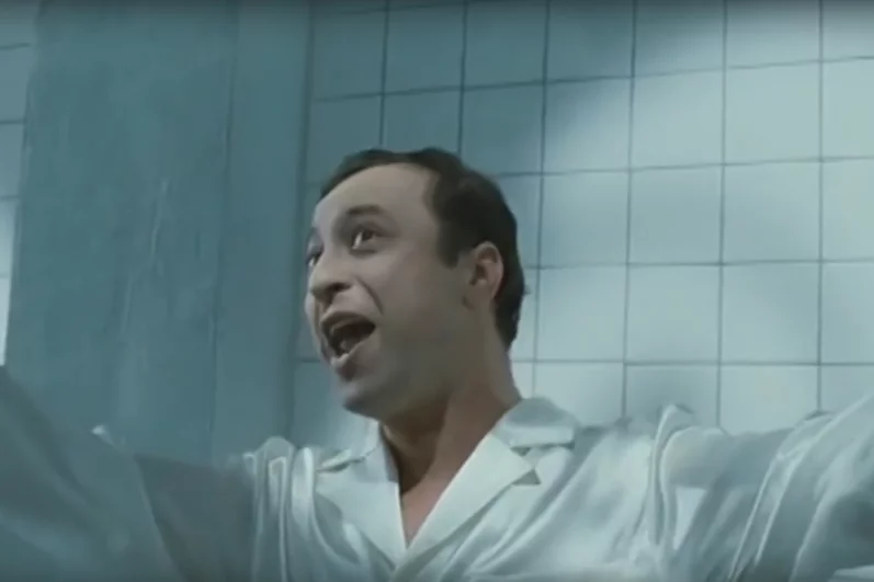 Козмопулос исполнил роль киллера в «Самом лучшем фильме».