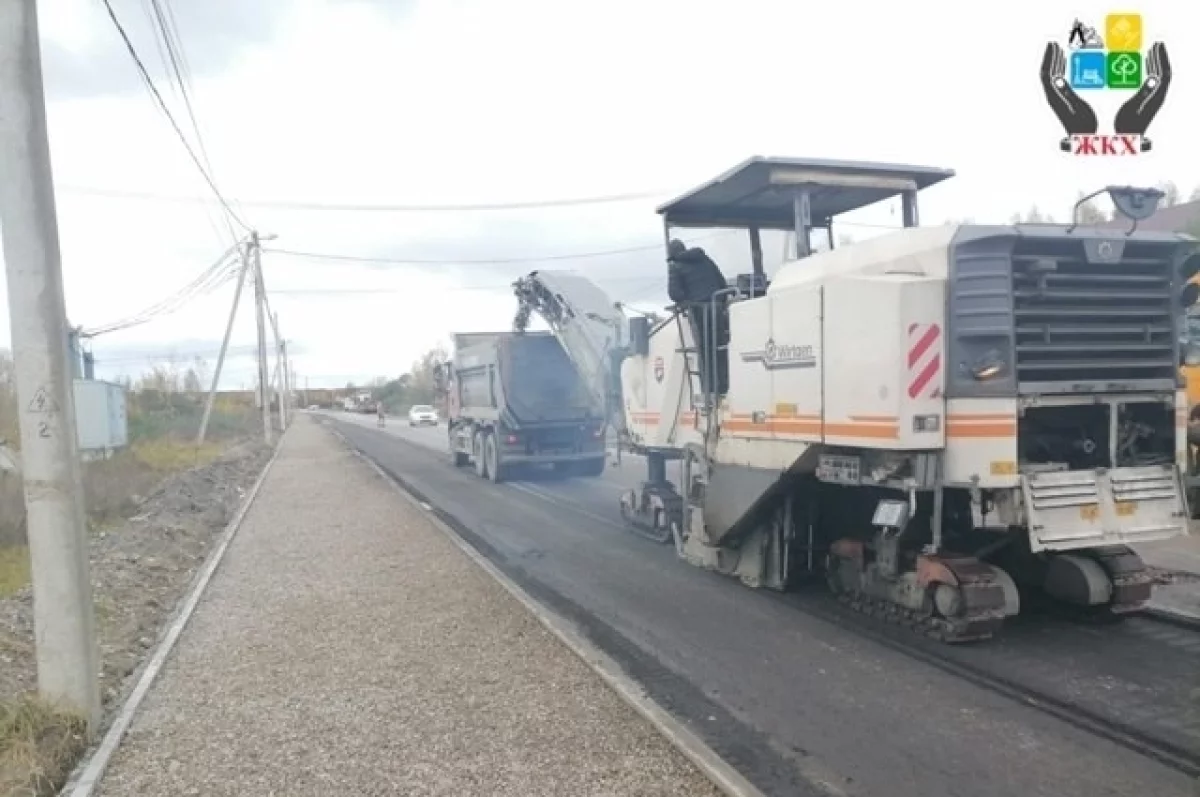В брянском поселке Большое Полпино благоустраивают улицу Пролетарскую