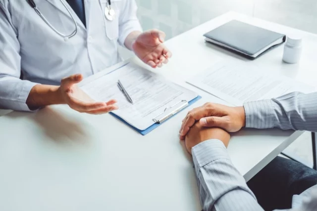 Самое распространенное заболевание крови, особенно у зрелых и пожилых — хронический лимфолейкоз. 