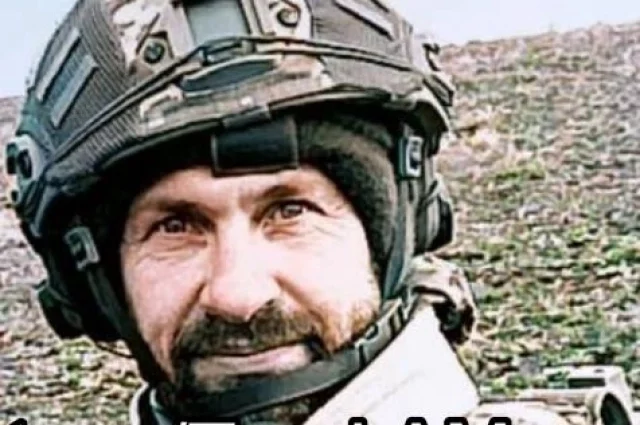 Дэвид Ди Глерия.