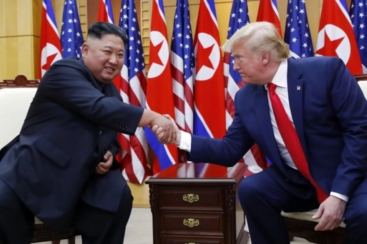 Трамп хочет продлить азиатский визит ради встречи с Ким Чен Ыном Трамп хочет продлить азиатский визит ради встречи с Ким Чен Ыном