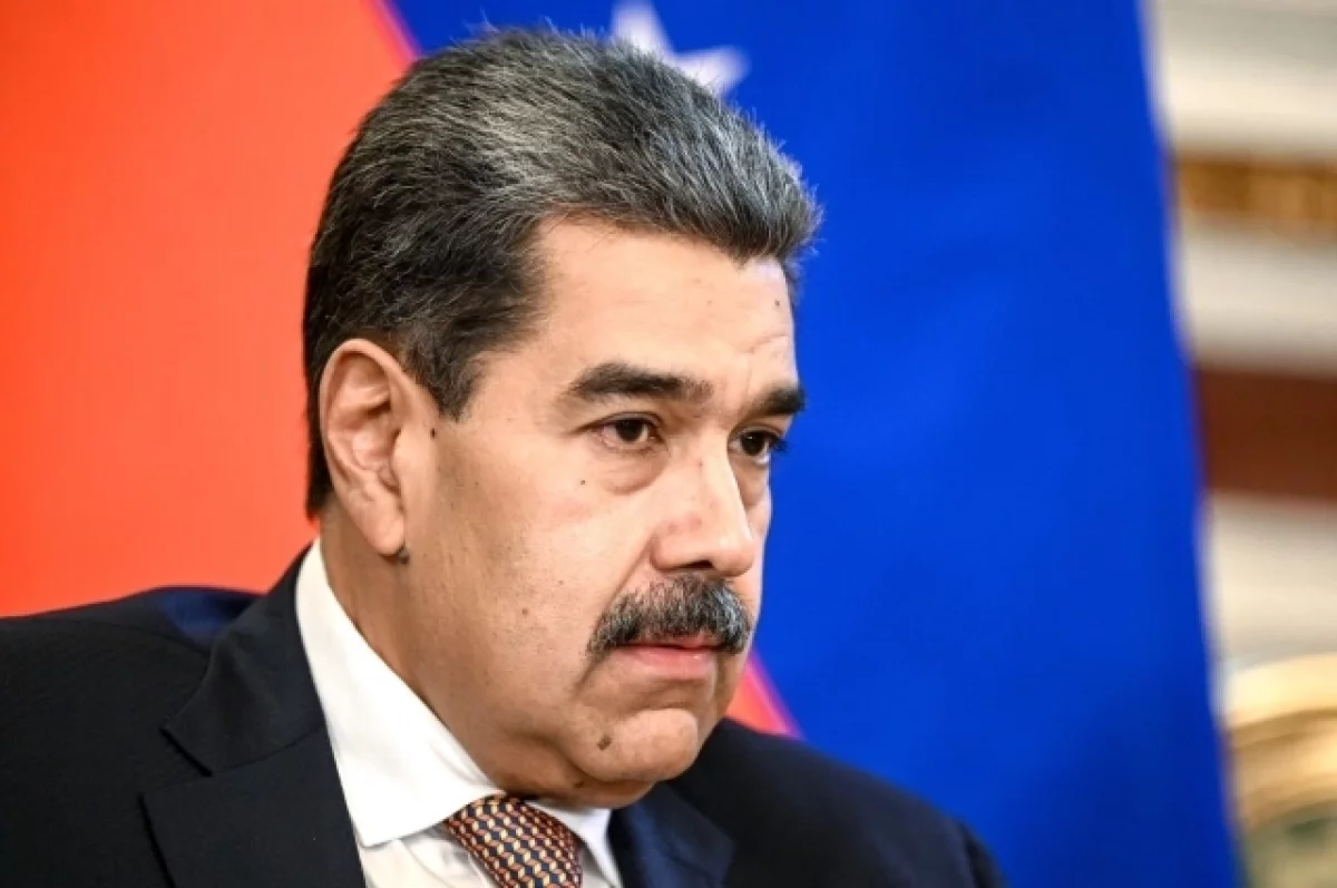 Американские спецслужбы пытались завербовать пилота Мадуро