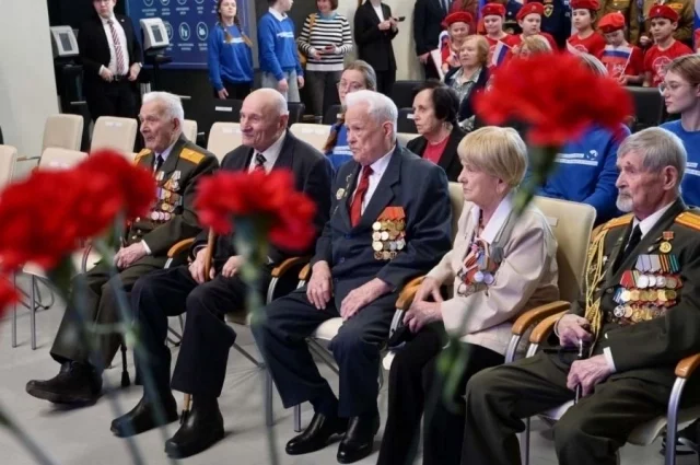 Единовременную выплату ко Дню Победы получили более 28 тысяч свердловчан.