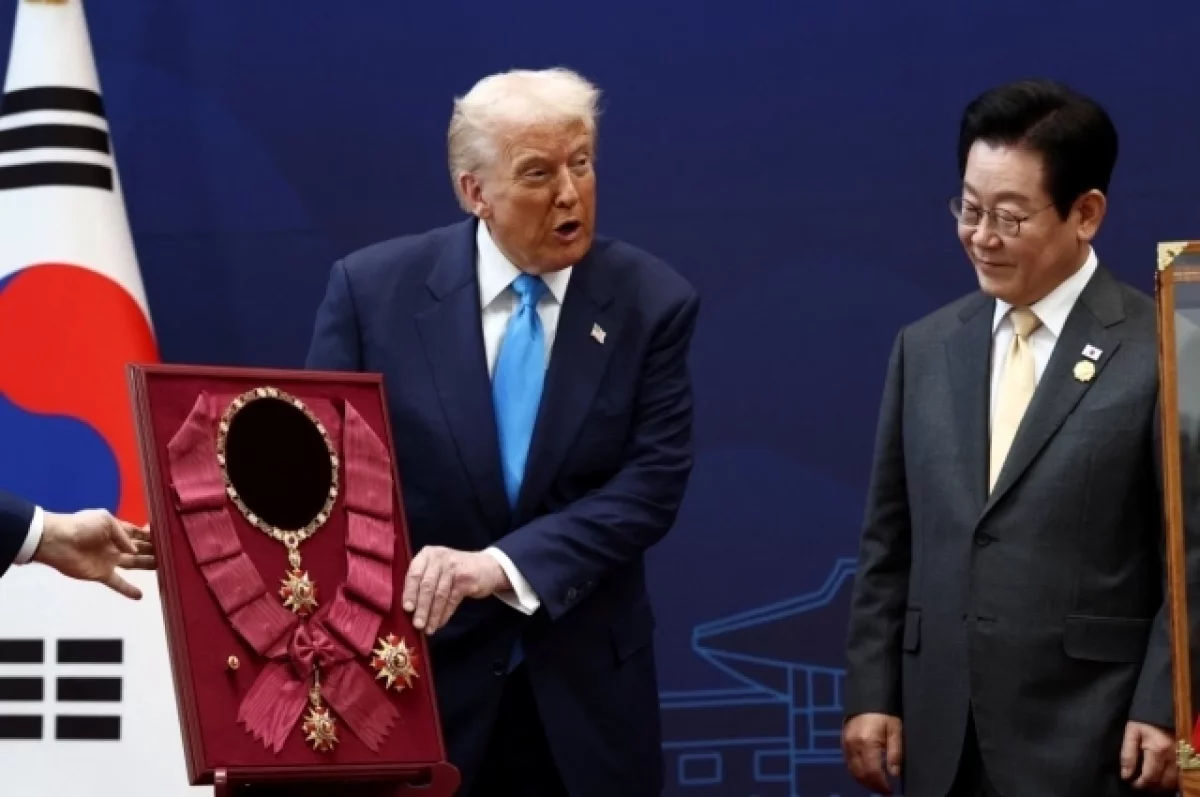 Трамп первым из президентов США получил высшую госнаграду Южной Кореи