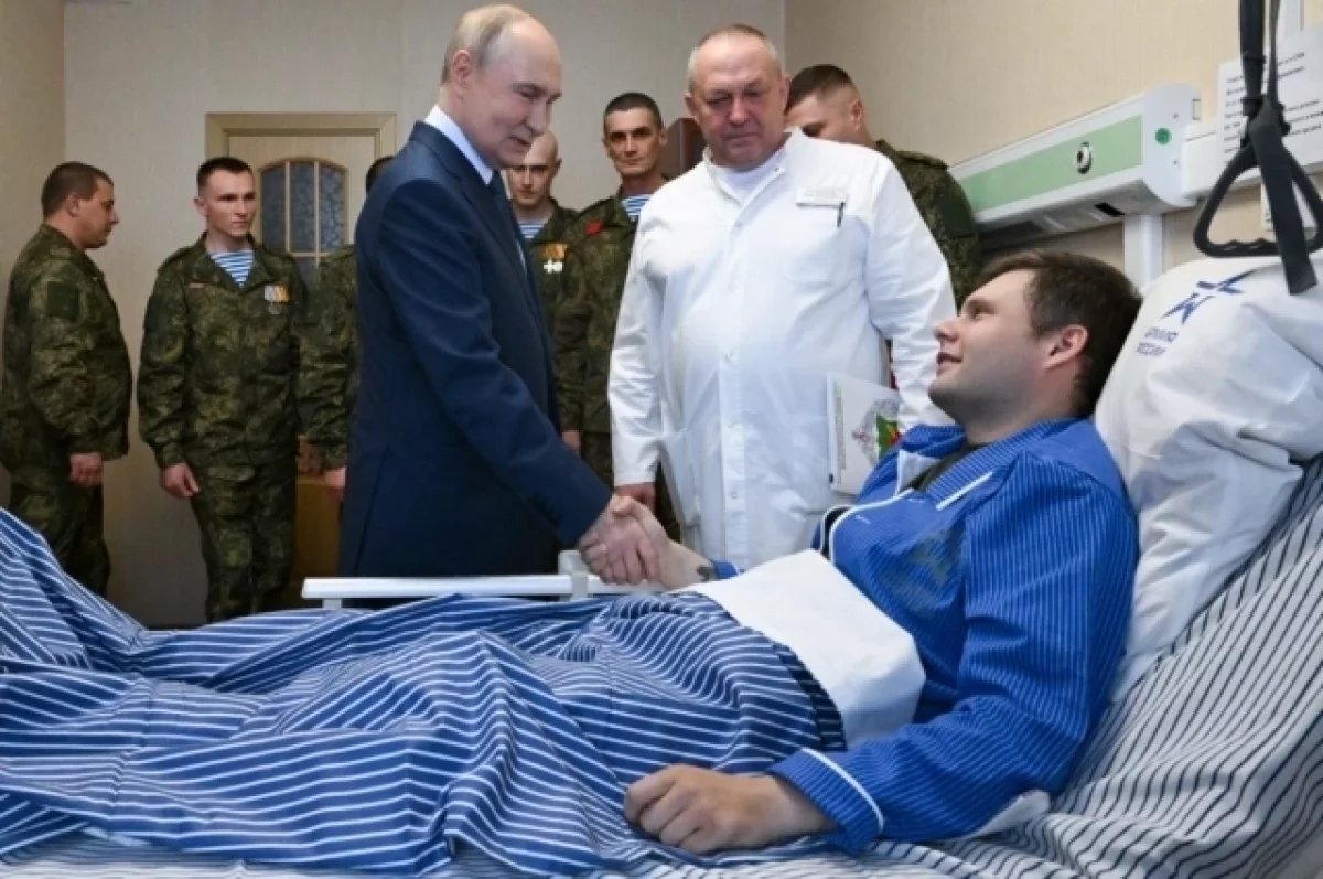 Путин заявил о героизме всех участников СВО