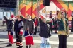 Открытие фестиваля началось с с хоровода. 