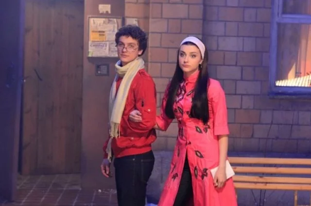 Филипп Бледный и Анастасия Сиваева в роли Вениамина и Даши в сериале «Папины дочки».