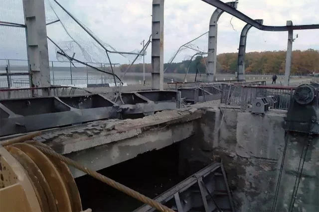 Последствия удара ВСУ по плотине Белгородского водохранилища (2025).