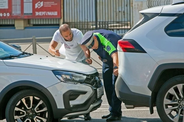 Даже при незначительном происшествии стоит незамедлительно вызвать полицию. 