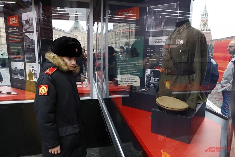 На семейных стендах представлены личные вещи ратных династий.