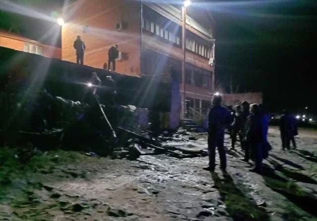 Дом Техмаевых оказался в предельной близости к месту крушения вертолёта.