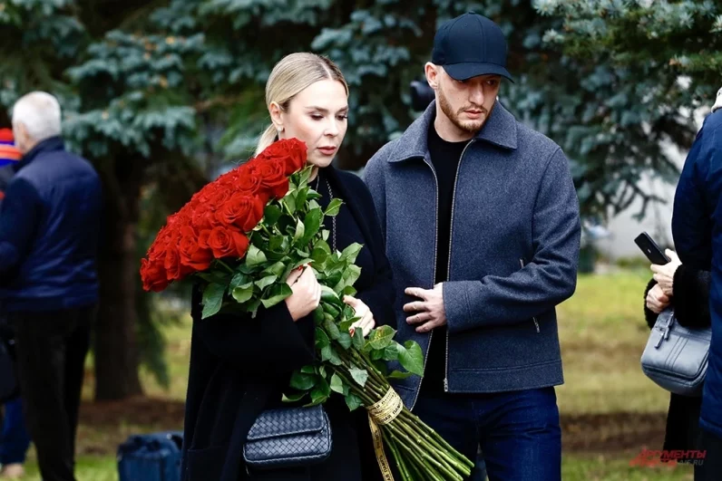 Певица Пелагея на церемонии прощания с телеведущим Юрием Николаевым в Москве.