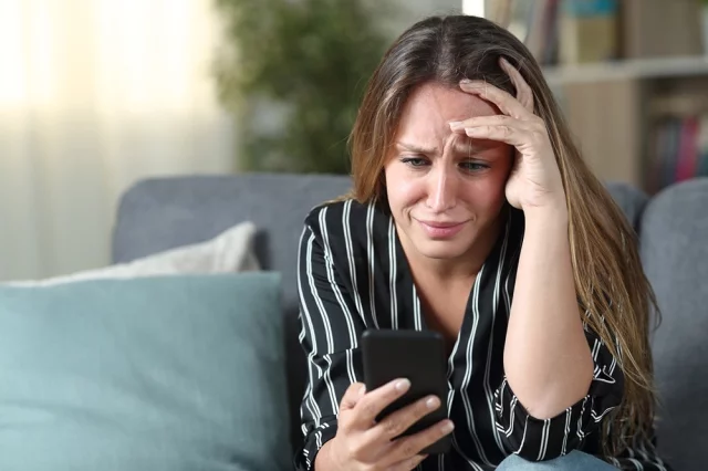 В основе любого мошенничества лежат различные психологические техники. 