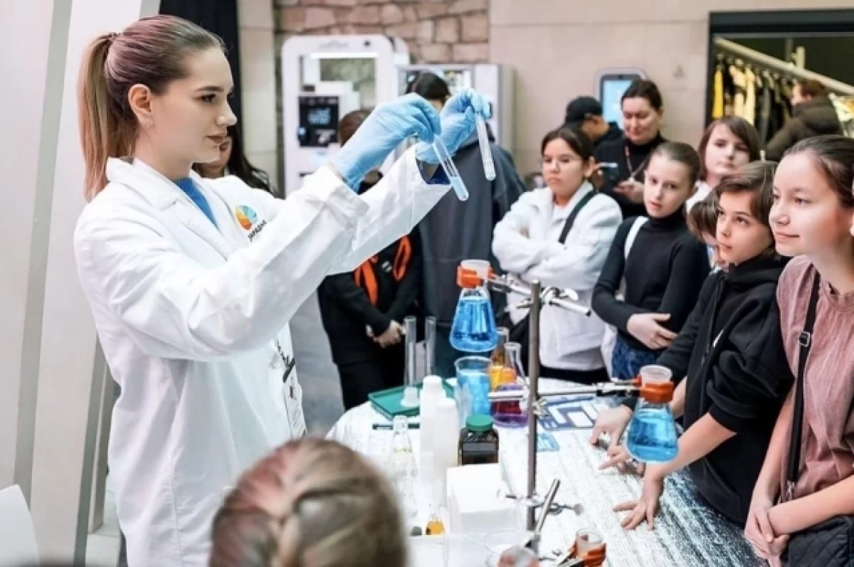 Неделя науки стран БРИКС стартует в Зарядье 10 ноября  Сергунина