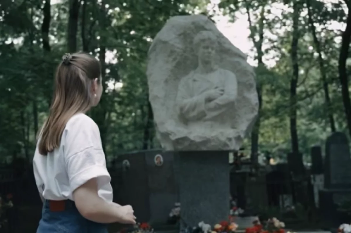 Дмитрий Кабанов режиссер фильма об экскурсоводе по кладбищам