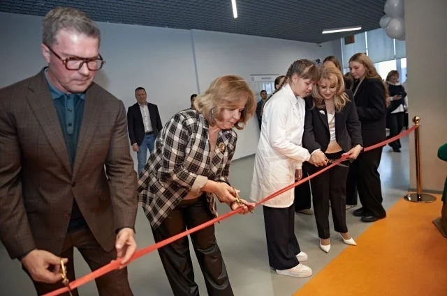 Проект музея был реализован совместными усилиями школы, городской администрации и мастер-девелопера района.