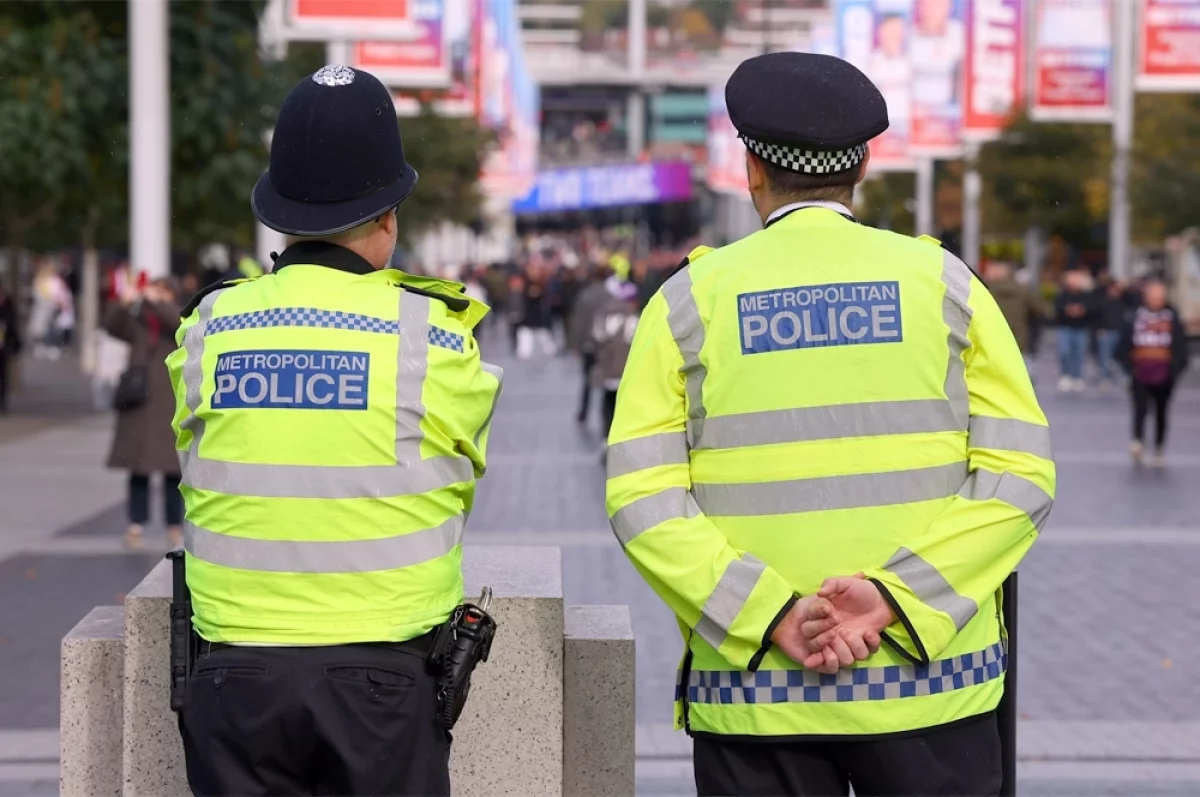 Ох уж этот стресс. Украинца не посадили за насилие над британкой в метро
Ох уж этот стресс. Украинца не посадили за насилие над британкой в метро