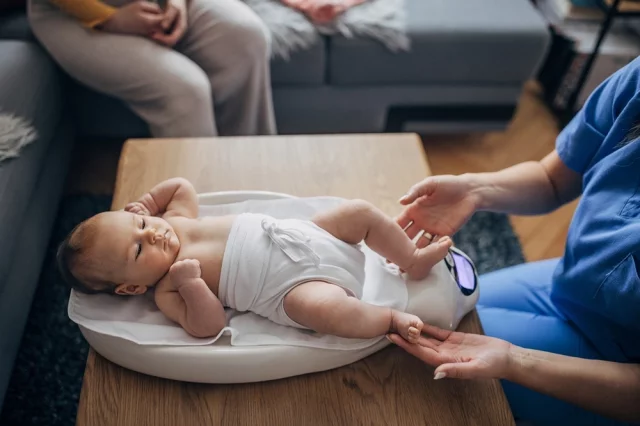 Первое, о чем сообщают окружающим новоиспеченные родители, бабушки и дедушки, это, конечно, пол младенца.