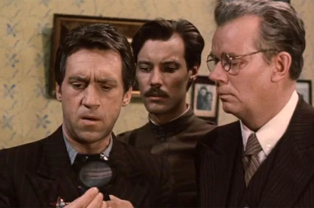 Владимир Высоцкий, Владимир Конкин и Евгений Шутов в фильме «Место встречи изменить нельзя». 1979 год.