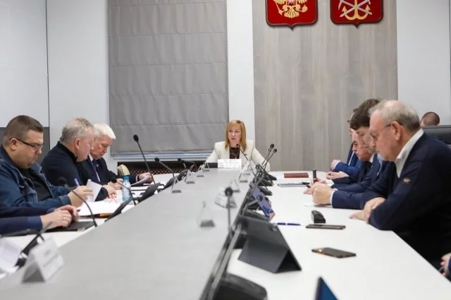 До 15 декабря региональный бюджет планируют принять в третьем чтении и окончательной редакции.